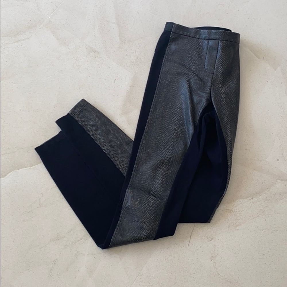 Bcbg faux snake trim leggings Xs